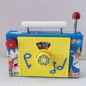 Fisher Price Toys Radio TV The Farmer And The Dell Music Vintage Works #1891